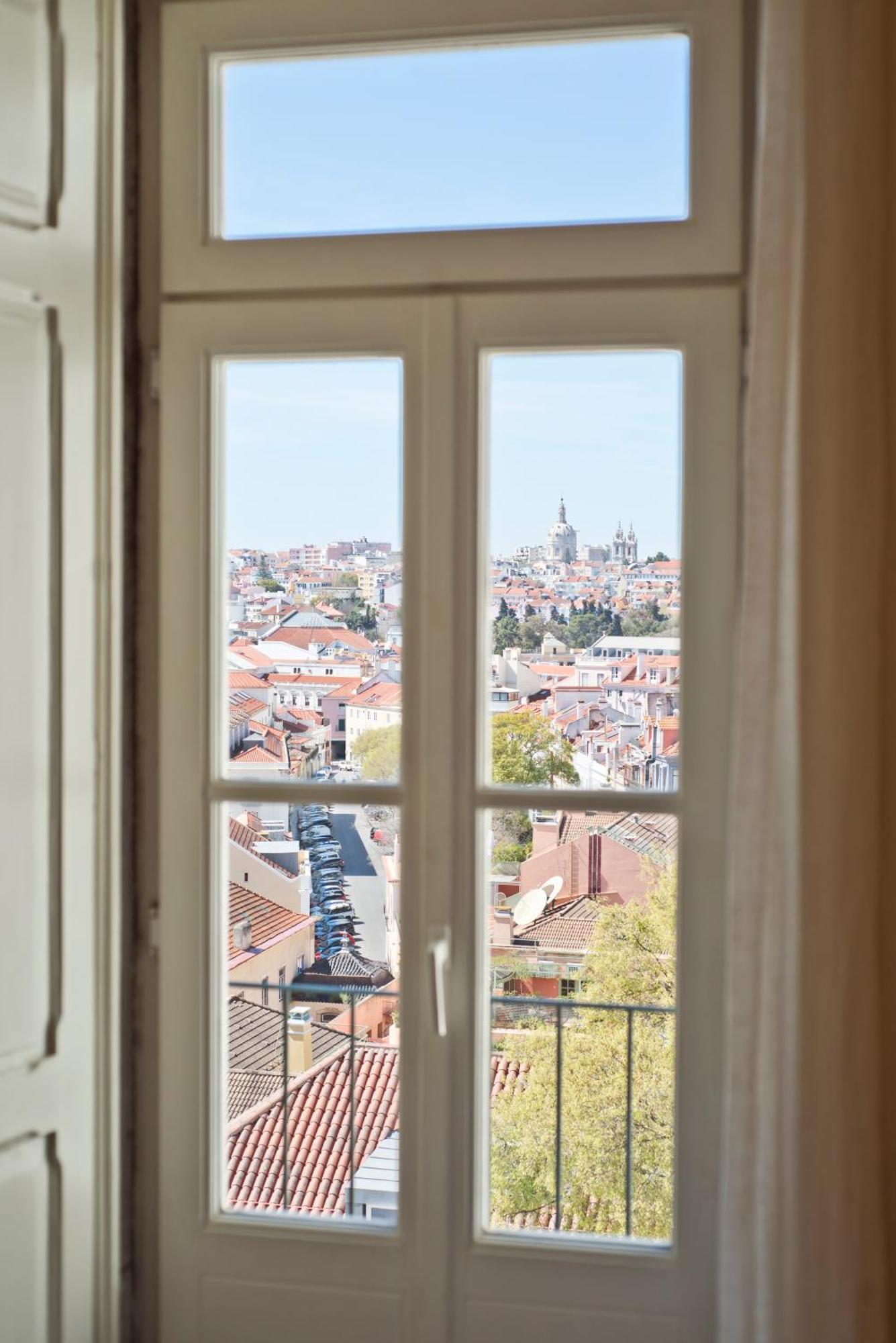 Casa Das Janelas Com Vista Лиссабон Экстерьер фото